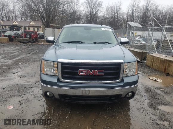 2008 GMC Sierra 1500 SLE1 z VIN 3GTEC13J98G240517, wystawiony jako Copart lot #47937685 z przebiegiem 235 880 mil mil oraz Nie do naprawy. Historia ofert i sprzedaży dostępna na DreamBid. Obrazek 5.