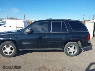 2004 Chevrolet TrailBlazer LS with VIN 1GNDT13S842254665, listed as a IAAI auction lot 40991990 with 279,045 mi miles. Bid and sale history available at carsss.com. Image 14.