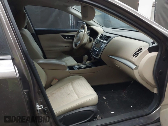 2016 Nissan Altima S with VIN 1N4AL3APXGC114353, listed as a IAAI auction lot 42057688 with 84,562 mi miles and . Bid and sale history available at carsss.com. Image 5.