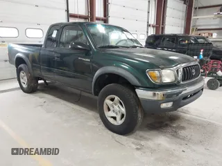 2003 Toyota Tacoma with VIN 5TEWN72N03Z166634, listed as a IAAI auction lot 41987641 with Not Provided miles. Bid and sale history available at carsss.com. Image 1.