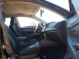 2018 Mitsubishi Outlander Sport ES 2.0 with VIN JA4AR3AU5JU020388, listed as a IAAI auction lot 38733752 with 115,174 mi miles. Bid and sale history available at carsss.com. Image 5.
