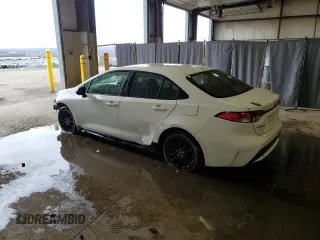 2020 Toyota Corolla LE with VIN JTDEPRAE6LJ026990, listed as a Copart auction lot 48994475 with 0 mi miles and Clean Title. Bid and sale history available at carsss.com. Image 2.