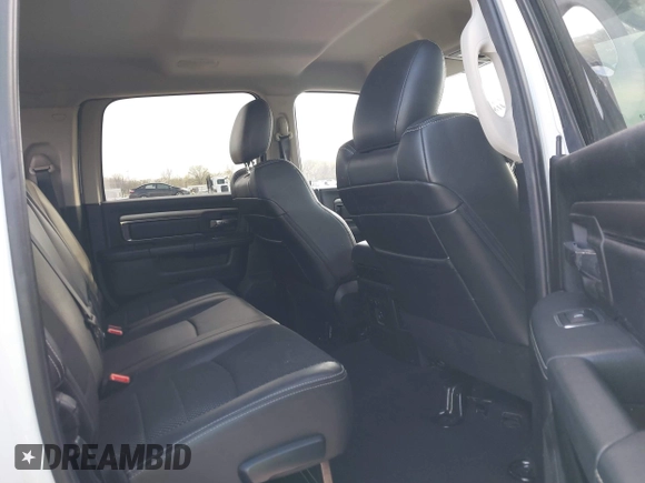 2018 Ram 2500 Big Horn z VIN 3C6UR5ML1JG177542, wystawiony jako IAAI lot #41850767 z przebiegiem 81 253 mil mil oraz . Historia ofert i sprzedaży dostępna na DreamBid. Obrazek 8.
