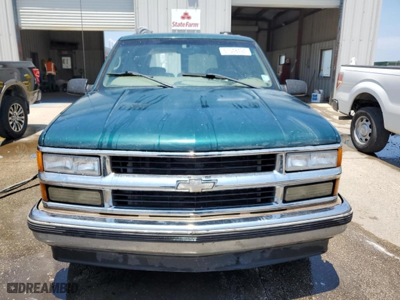 1998 Chevrolet Tahoe with VIN 1GNEC13R4WR131926, listed as a Copart auction lot 61548494 with 354,592 mi miles and Salvage Title. Bid and sale history available at carsss.com. Image 5.
