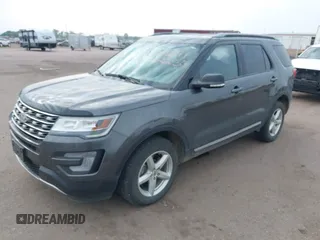 2017 Ford Explorer XLT z VIN 1FM5K8DH9HGC85018, wystawiony jako IAAI lot #42412250 z przebiegiem 65 919 mil mil oraz . Historia ofert i sprzedaży dostępna na DreamBid. Obrazek 18.