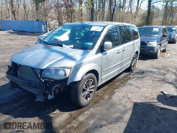 2017 Dodge Grand Caravan SE with VIN 2C4RDGBG9HR732854, listed as a IAAI auction lot 41980430 with 124,726 mi miles and . Bid and sale history available at DreamBid. Image 2.