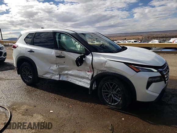 2025 Nissan Rogue S z VIN 5N1BT3AB8SC765522, wystawiony jako Copart lot #88265865 z przebiegiem 3 615 mil mil oraz Szkoda całkowita • Salvage title. Historia ofert i sprzedaży dostępna na DreamBid. Obrazek 14.