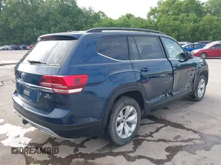 2020 Volkswagen Atlas SE with VIN 1V2LR2CA3LC504532, listed as a IAAI auction lot 42319148 with 113,745 mi miles and . Bid and sale history available at DreamBid. Image 4.