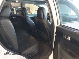 2014 Kia Sorento SX Limited z VIN 5XYKW4A71EG536564, wystawiony jako IAAI lot #42156203 z przebiegiem 148 740 mil mil oraz . Historia ofert i sprzedaży dostępna na DreamBid. Obrazek 8.
