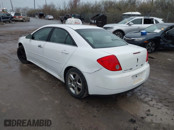 2010 Pontiac G6 1SB z VIN 1G2ZA5E06A4155211, wystawiony jako IAAI lot #41945370 z przebiegiem 208 880 mil mil oraz . Historia ofert i sprzedaży dostępna na DreamBid. Obrazek 3.