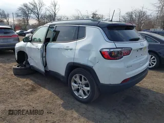 2022 Jeep Compass High Altitude with VIN 3C4NJDCB9NT130392, listed as a IAAI auction lot 41774217 with 47,429 mi miles and . Bid and sale history available at DreamBid. Image 3.