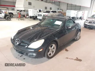 2007 Mercedes-Benz SLK 280 с VIN WDBWK54F07F134240, выставлен на аукционе IAAI как лот 42803703 с пробегом 132 146 миль миль и . История ставок и продаж доступна на DreamBid. Изображение 2.