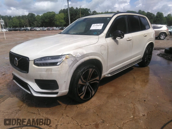 2022 Volvo XC90 R-Design with VIN YV4BR0CM1N1808448, listed as a IAAI auction lot 41196028 with 42,062 mi miles and . Bid and sale history available at DreamBid. Image 2.
