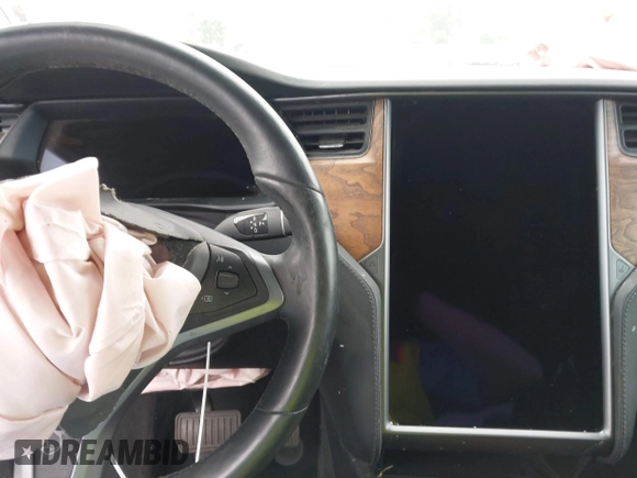 2021 Tesla Model X Long Range Plus with VIN 5YJXCBE24MF324376, listed as a IAAI auction lot 42034108 with Not Provided miles and . Bid and sale history available at carsss.com. Image 18.