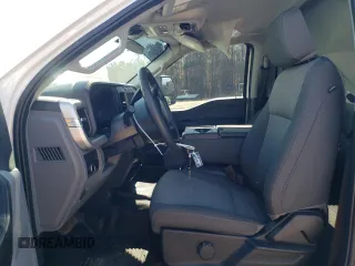 2024 Ford F-350 XL with VIN 1FT8W3DT0REE67068, listed as a Copart auction lot 43037035 with 16,371 mi miles and Salvage Title. Bid and sale history available at DreamBid. Image 7.