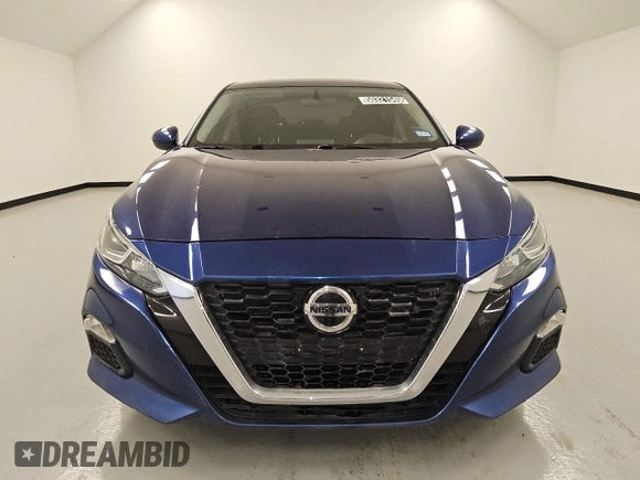 2019 Nissan Altima 2.5 S with VIN 1N4BL4BVXKC132187, listed as a Copart auction lot 50321545 with 119,650 mi miles and Clean Title. Bid and sale history available at carsss.com. Image 5.