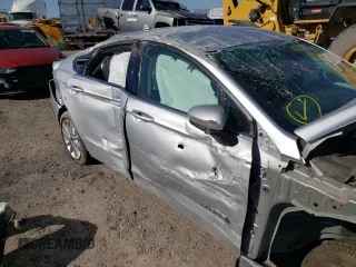 2019 Ford Fusion Hybrid SE with VIN 3FA6P0LU8KR176467, listed as a Copart auction lot 59426572 with 110,240 mi miles. Bid and sale history available at carsss.com. Image 9.