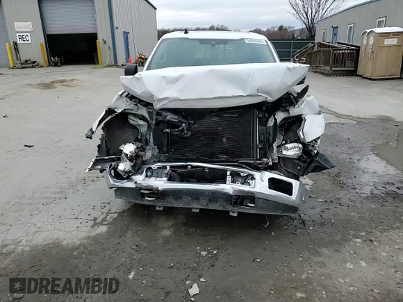 2019 Ford F-150 XL with VIN 1FTEW1E44KFA84586, listed as a Copart auction lot 50555625 with 204,126 mi miles and Salvage Title. Bid and sale history available at carsss.com. Image 10.