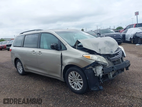 2015 Toyota Sienna XLE с VIN 5TDYK3DC1FS577192, выставлен на аукционе IAAI как лот 41823635 с пробегом 84 858 миль миль и . История ставок и продаж доступна на DreamBid. Изображение 13.