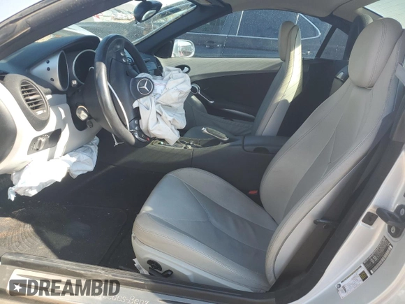 2007 Mercedes-Benz SLK-Class 3.0L with VIN WDBWK54F07F160403, listed as a Copart auction lot 43060145 with 168,421 mi miles and Salvage Title. Bid and sale history available at carsss.com. Image 7.