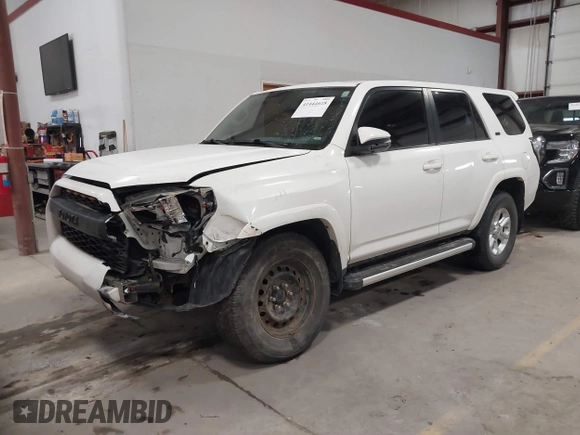 2015 Toyota 4Runner Limited with VIN JTEBU5JR5F5234181, listed as a IAAI auction lot 41444618 with 176,810 mi miles and . Bid and sale history available at carsss.com. Image 2.