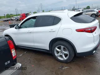2019 Alfa Romeo Stelvio z VIN ZASPAKAN6K7C73740, wystawiony jako IAAI lot #42296395 z przebiegiem 49 646 mil mil oraz . Historia ofert i sprzedaży dostępna na DreamBid. Obrazek 15.