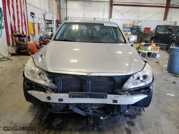 2010 Hyundai Genesis with VIN KMHGC4DF5AU075116, listed as a Copart auction lot 88709655 with 124,203 mi miles and Non Repairable. Bid and sale history available at carsss.com. Image 5.