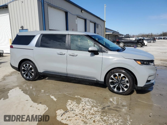 2024 Kia Carnival EX with VIN KNDNC5H34R6432769, listed as a Copart auction lot 49390065 with 11,523 mi miles and Salvage Title. Bid and sale history available at DreamBid. Image 4.