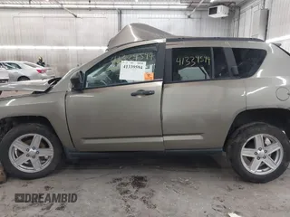 2008 Jeep Compass Sport with VIN 1J8FT47W68D580323, listed as a IAAI auction lot 41339594 with Not Provided miles. Bid and sale history available at carsss.com. Image 14.