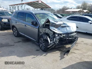 2020 Mitsubishi Outlander SE z VIN JA4AD3A36LZ019990, wystawiony jako IAAI lot #41880271 z przebiegiem 92 035 mil mil oraz . Historia ofert i sprzedaży dostępna na DreamBid. Obrazek 1.