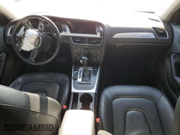 2011 Audi A4 Premium Plus z VIN WAUFFAFL6BN050548, wystawiony jako Copart lot #55328125 z przebiegiem 154 428 mil mil oraz Szkoda całkowita • Salvage title. Historia ofert i sprzedaży dostępna na DreamBid. Obrazek 8.