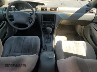 1999 Toyota Camry LE z VIN JT2BF22K4X0202019, wystawiony jako Copart lot #56104335 z przebiegiem 192 643 mil mil oraz Tytuł czysty. Historia ofert i sprzedaży dostępna na DreamBid. Obrazek 8.
