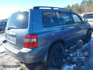 2006 Toyota Highlander w/3rd Row with VIN JTEEP21A760145674, listed as a IAAI auction lot 41567831 with 213,051 mi miles. Bid and sale history available at carsss.com. Image 4.