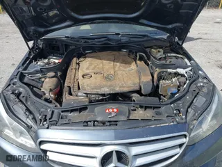 2016 Mercedes-Benz E-Class E 350 Sport with VIN WDDHF5KB7GB173418, listed as a IAAI auction lot 41956020 with 72,475 mi miles. Bid and sale history available at carsss.com. Image 10.