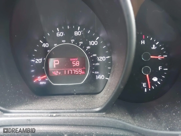 2015 Kia Soul with VIN KNDJN2A25F7118210, listed as a IAAI auction lot 41531992 with 117,759 mi miles. Bid and sale history available at carsss.com. Image 15.