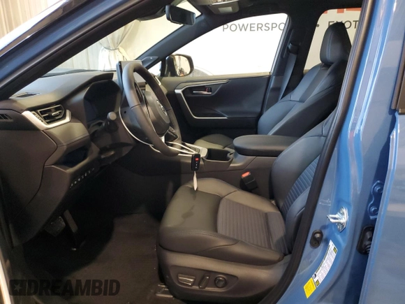 2024 Toyota RAV4 Hybrid XSE with VIN 2T3E6RFV5RW072655, listed as a Copart auction lot 81327074 with 3,558 mi miles and Salvage Title. Bid and sale history available at carsss.com. Image 7.