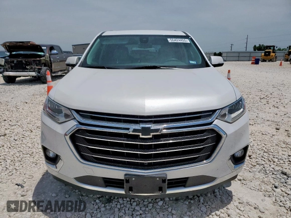 2019 Chevrolet Traverse Premier z VIN 1GNERKKW1KJ254538, wystawiony jako Copart lot #55424455 z przebiegiem 96 677 mil mil oraz Czysty tytuł • Clean title. Historia ofert i sprzedaży dostępna na DreamBid. Obrazek 5.