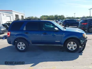 2008 Ford Escape Hybrid с VIN 1FMCU49H48KD29765, выставлен на аукционе IAAI как лот 41695033 с пробегом 151 417 миль миль и . История ставок и продаж доступна на DreamBid. Изображение 14.
