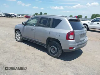 2016 Jeep Compass Sport с VIN 1C4NJCBA6GD666504, выставлен на аукционе IAAI как лот 42804566 с пробегом 104 594 миль миль и . История ставок и продаж доступна на DreamBid. Изображение 3.