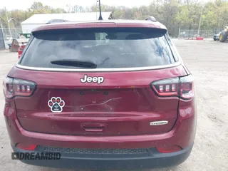2022 Jeep Compass Latitude with VIN 3C4NJCBB2NT139933, listed as a IAAI auction lot 41886634 with 28,144 mi miles and . Bid and sale history available at DreamBid. Image 16.