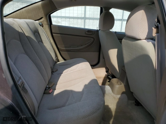 2004 Dodge Stratus SXT with VIN 1B3EL46X44N215805, listed as a Copart auction lot 68839434 with 76,751 mi miles and Clean Title. Bid and sale history available at carsss.com. Image 10.