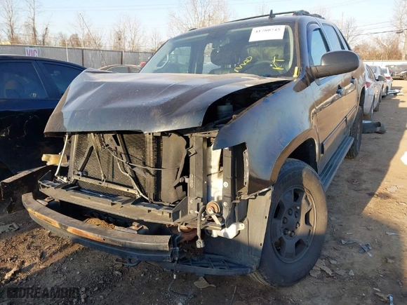 2010 Chevrolet Avalanche LT with VIN 3GNVKFE0XAG134529, listed as a IAAI auction lot 41780745 with 151,150 mi miles. Bid and sale history available at carsss.com. Image 6.