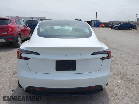 2024 Tesla Model 3 z VIN 5YJ3E1EAXRF853350, wystawiony jako IAAI lot #41946954 z przebiegiem Nie podano mil oraz . Historia ofert i sprzedaży dostępna na DreamBid. Obrazek 16.