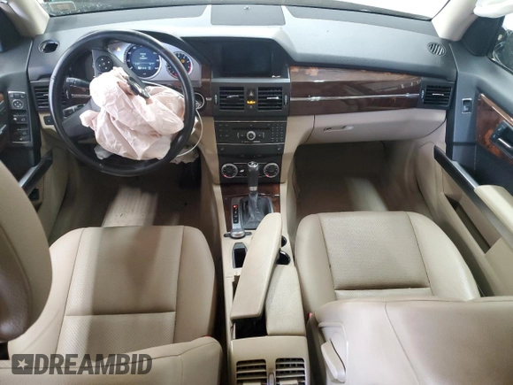 2012 Mercedes-Benz GLK 350 z VIN WDCGG8HBXCF833556, wystawiony jako Copart lot #57628495 z przebiegiem 158 091 mil mil oraz Szkoda całkowita • Salvage title. Historia ofert i sprzedaży dostępna na DreamBid. Obrazek 8.