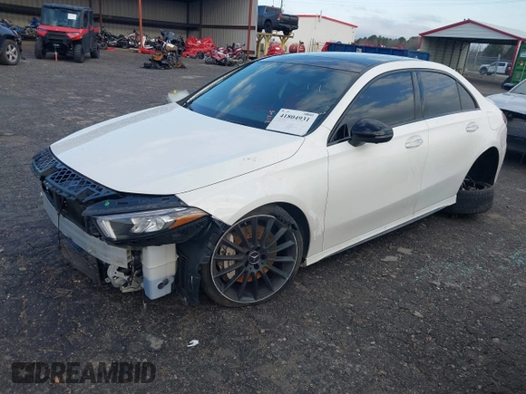 2021 Mercedes-Benz A 35 AMG z VIN W1K3G5BB6MJ307912, wystawiony jako IAAI lot #41804931 z przebiegiem 78 532 mil mil oraz . Historia ofert i sprzedaży dostępna na DreamBid. Obrazek 21.