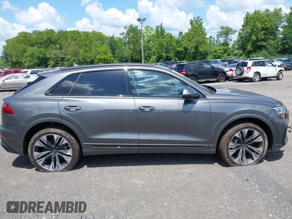 2024 Audi Q8 Premium Plus с VIN WA1BVBF19RD019586, выставлен на аукционе IAAI как лот 42746554 с пробегом 9 377 миль миль и . История ставок и продаж доступна на DreamBid. Изображение 14.