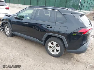 2019 Toyota RAV4 XLE with VIN JTMP1RFV8KD033794, listed as a IAAI auction lot 41923029 with 62,249 mi miles. Bid and sale history available at carsss.com. Image 3.