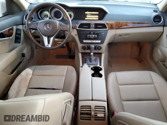 2012 Mercedes-Benz C 250 Sport с VIN WDDGF4HB2CR230848, выставлен на аукционе Copart как лот 83357474 с пробегом Не указан миль и Списание • Salvage title. История ставок и продаж доступна на DreamBid. Изображение 8.