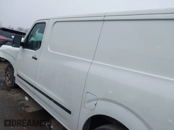 2018 Nissan NV Cargo S z VIN 1N6BF0KM1JN819141, wystawiony jako IAAI lot #41536219 z przebiegiem 176 575 mil mil oraz . Historia ofert i sprzedaży dostępna na DreamBid. Obrazek 14.