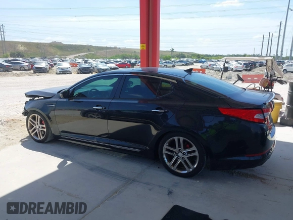 2013 Kia Optima SX z VIN 5XXGR4A69DG141426, wystawiony jako IAAI lot #41946366 z przebiegiem 75 937 mil mil oraz . Historia ofert i sprzedaży dostępna na DreamBid. Obrazek 15.